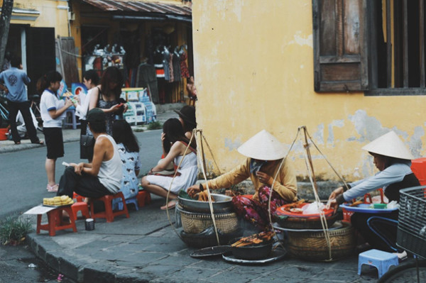 https://www.hoangphuan.com/wp-content/uploads/2026/06/1727273986-am-thuc-he-pho-hoi-an.jpg