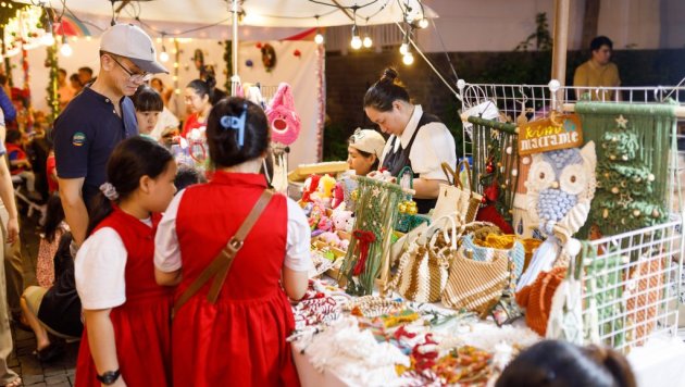 Hòa mình vào không khí lễ hội tại Phiên Chợ Giáng Sinh Đà Nẵng 2024