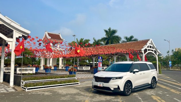 Thuê xe tự lái Tết 2025 tại Đà Nẵng – Hành trình đoàn viên trọn vẹn