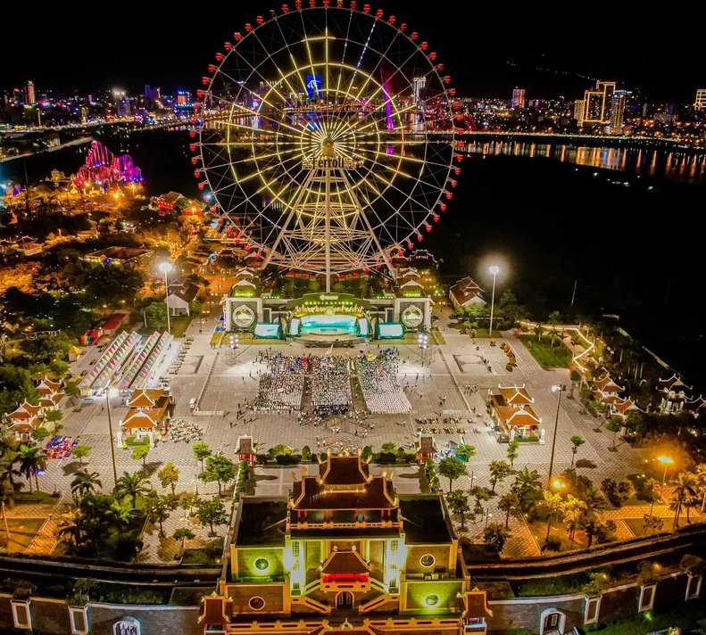 Vé vòng quay Sun Wheel Công viên Châu Á